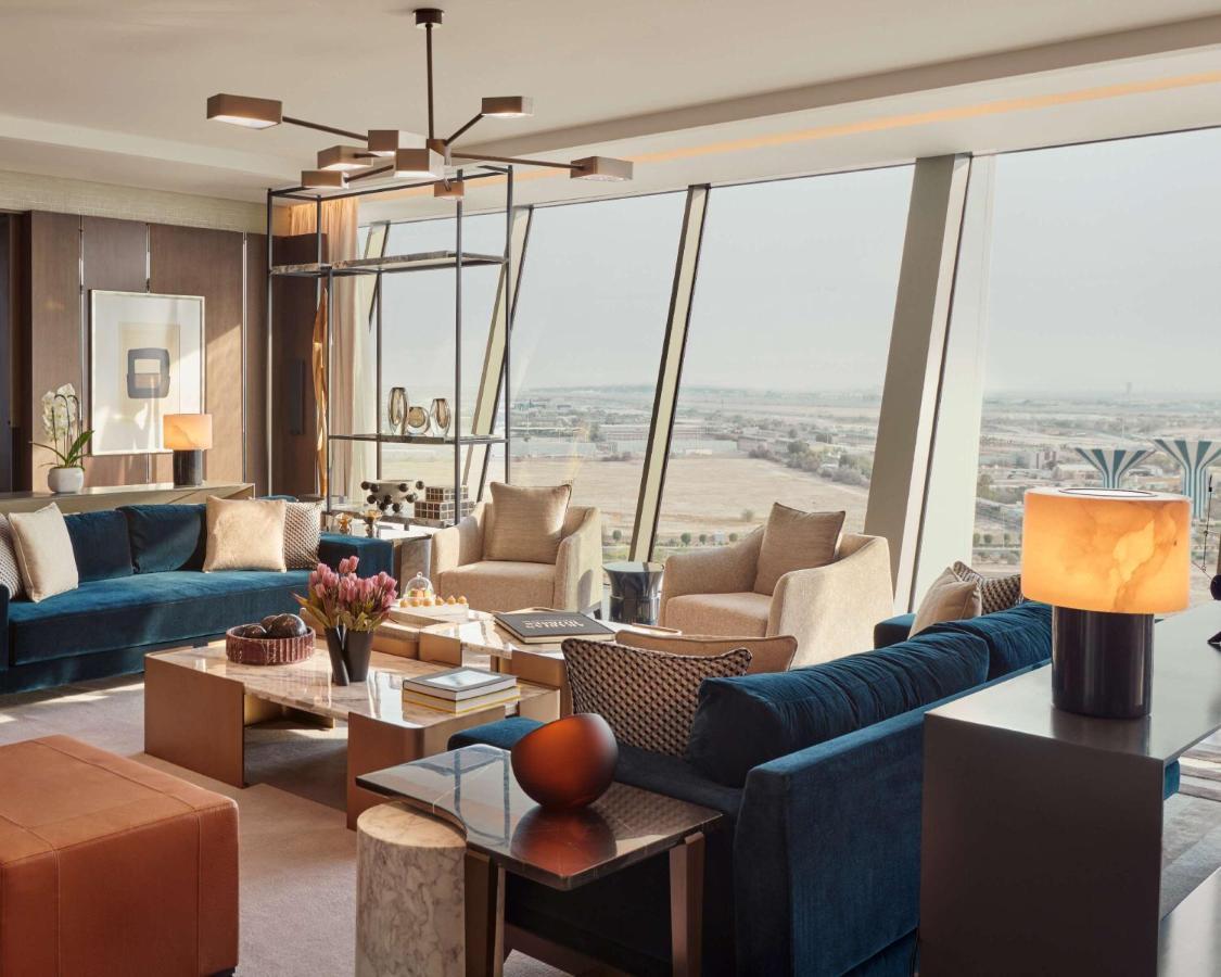 Grand Hyatt Kuwait 호텔 쿠웨이트 외부 사진 The living room of a suite at the Ritz-Carlton, DIFC