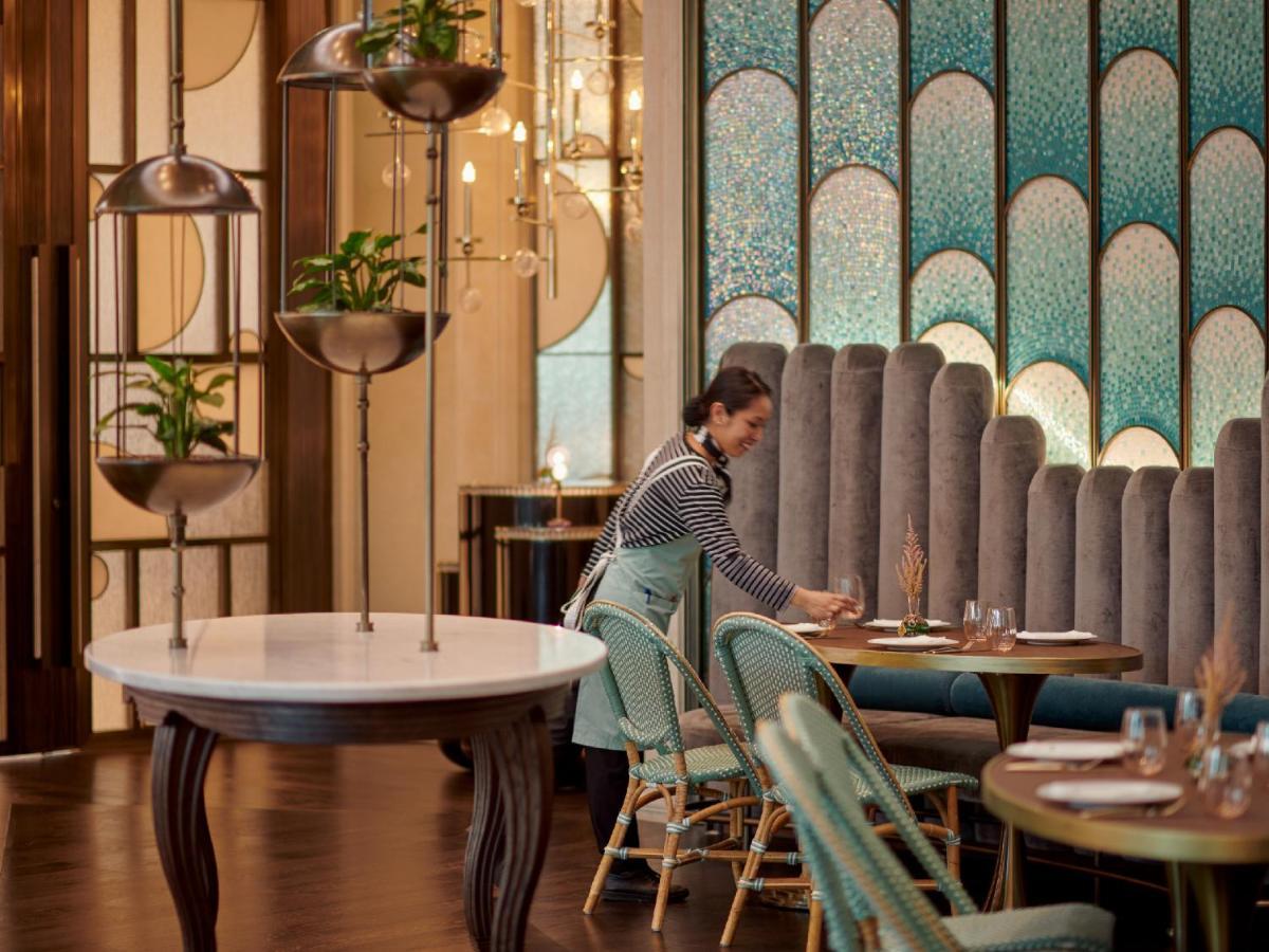 Grand Hyatt Kuwait 호텔 쿠웨이트 외부 사진 The interior of the restaurant